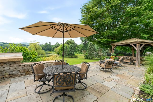 2784 Hebron Avenue, Glastonbury, CT 06033