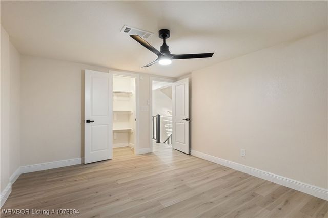 1401 Azure Hills Drive, Van Buren, AR 72956