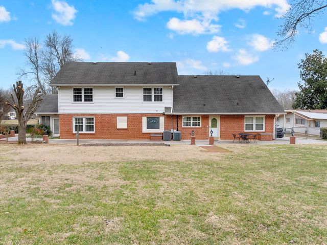 504 Kingree Rd, Shelbyville, TN 37160