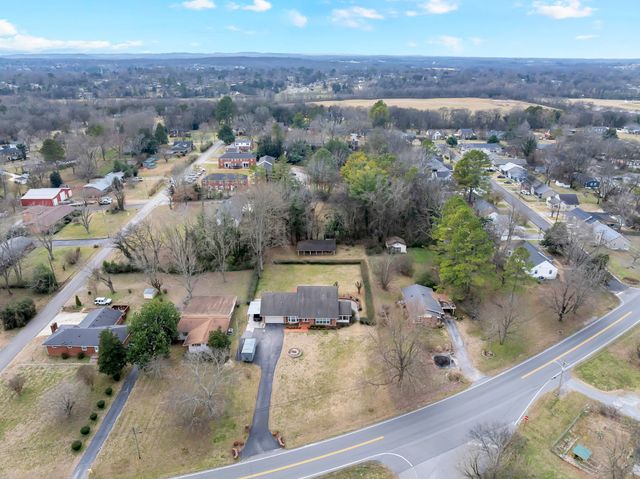 504 Kingree Rd, Shelbyville, TN 37160