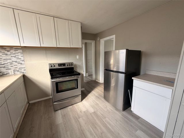 1662 Chandler Avenue, Lincoln Park, MI 48146