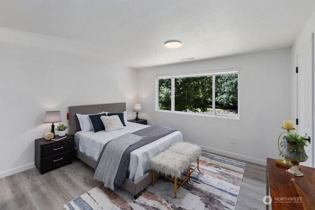 3310 220th Avenue SE, Sammamish, WA 98075