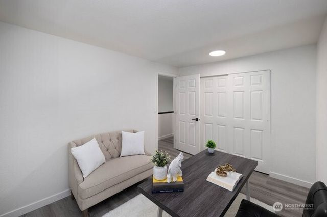 3310 220th Avenue SE, Sammamish, WA 98075