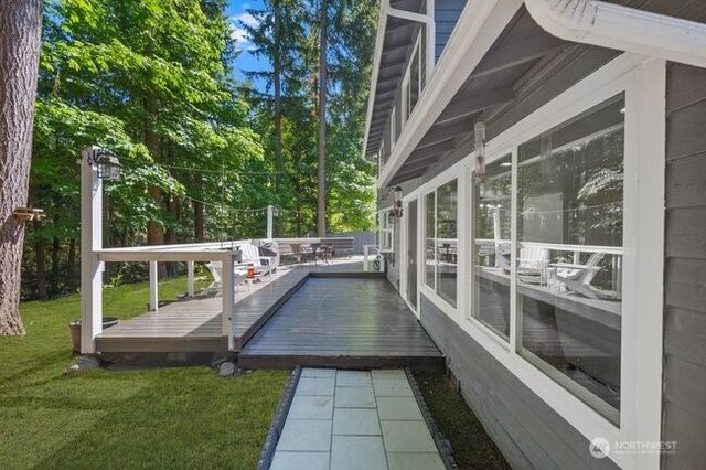 3310 220th Avenue SE, Sammamish, WA 98075