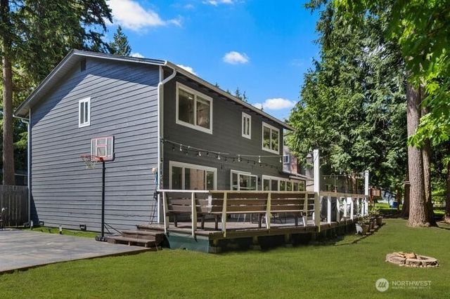 3310 220th Avenue SE, Sammamish, WA 98075