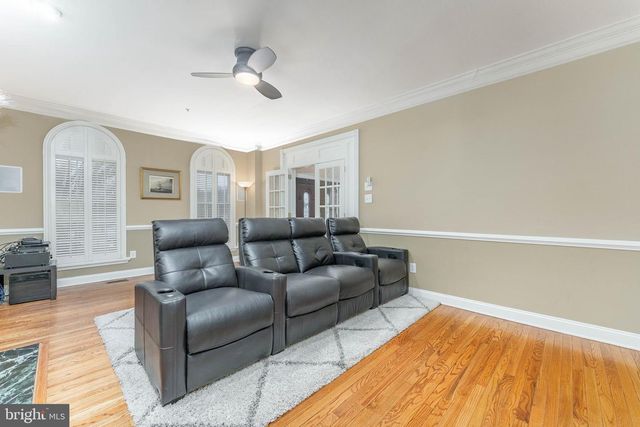 300 BELL CT, Exton, PA 19341