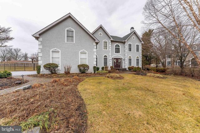 300 BELL CT, Exton, PA 19341