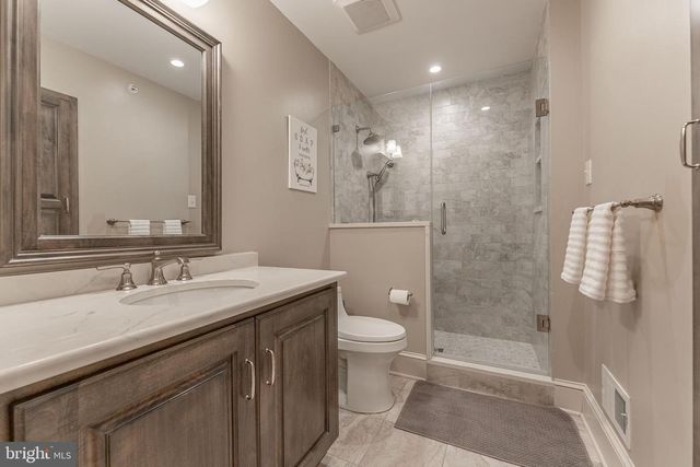 300 BELL CT, Exton, PA 19341