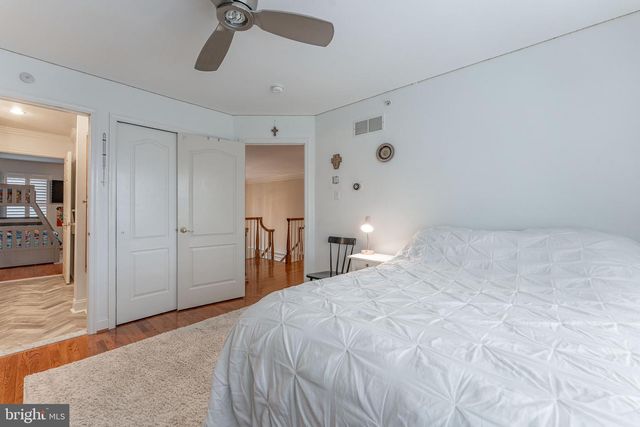 300 BELL CT, Exton, PA 19341