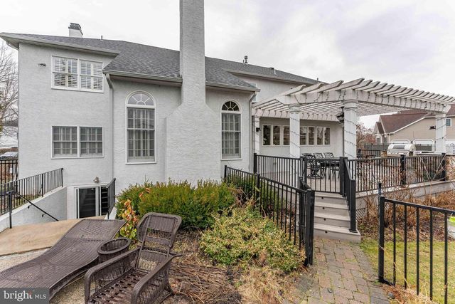 300 BELL CT, Exton, PA 19341