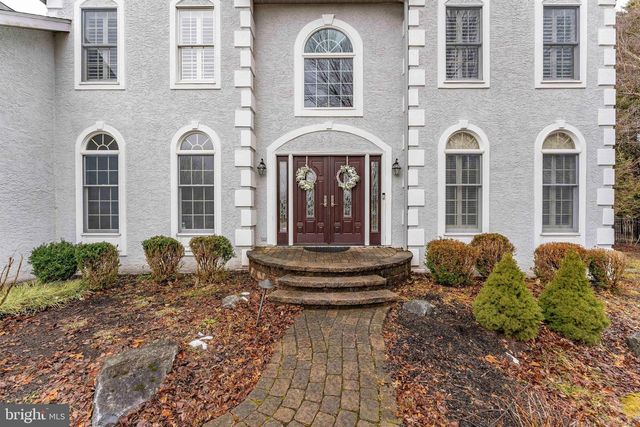 300 BELL CT, Exton, PA 19341