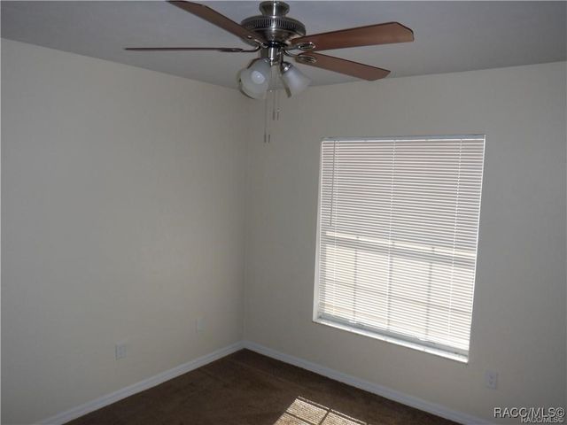 2981 W Gifford Lane, Citrus Springs, FL 34433