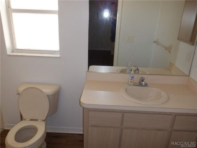 2981 W Gifford Lane, Citrus Springs, FL 34433