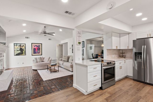 803 Firestone Lane, Richardson, TX 75080