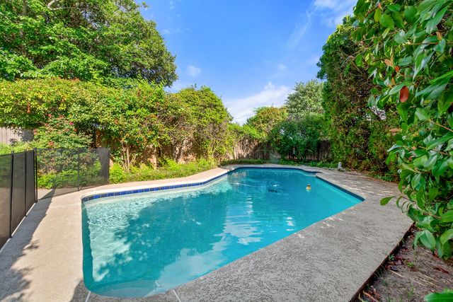 803 Firestone Lane, Richardson, TX 75080