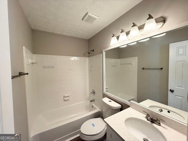 6563 Eastbriar Drive, Lithonia, GA 30058