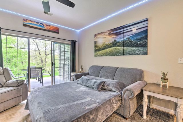 813 Holiday Ridge H2, Branson, MO 65616