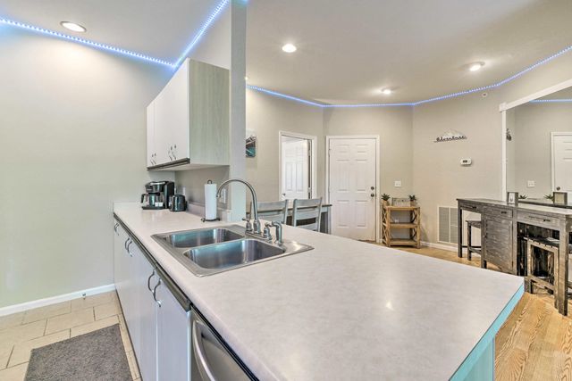 813 Holiday Ridge H2, Branson, MO 65616