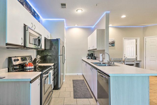 813 Holiday Ridge H2, Branson, MO 65616