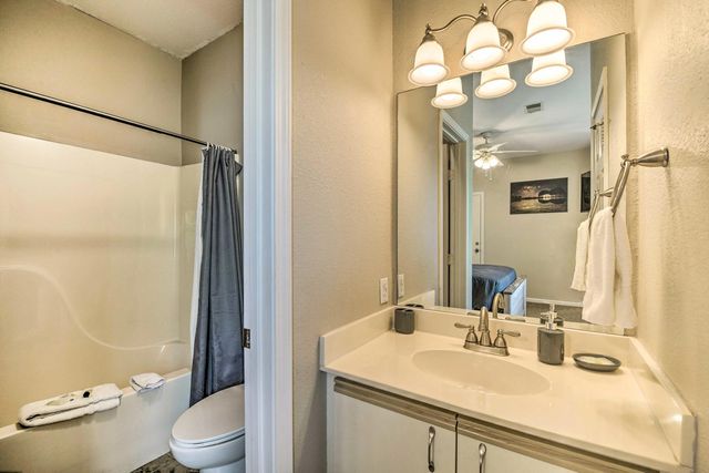 813 Holiday Ridge H2, Branson, MO 65616