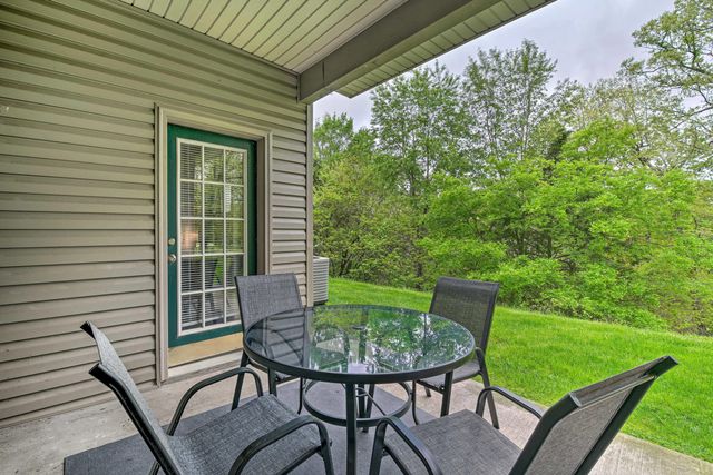 813 Holiday Ridge H2, Branson, MO 65616