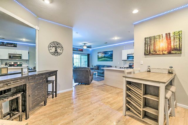 813 Holiday Ridge H2, Branson, MO 65616