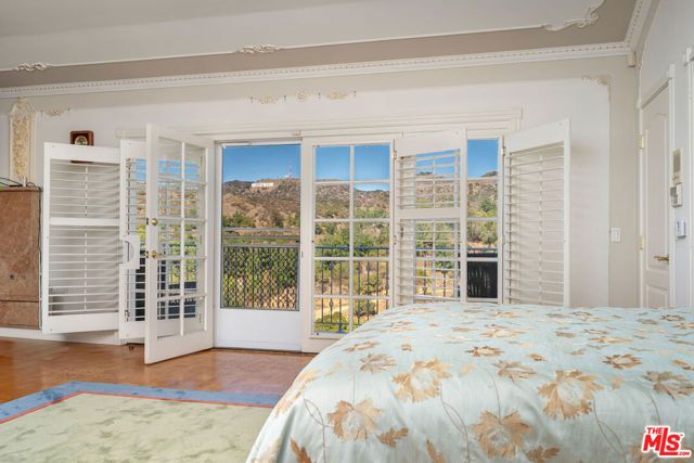 2315 N Hobart Boulevard, Los Angeles, CA 90027