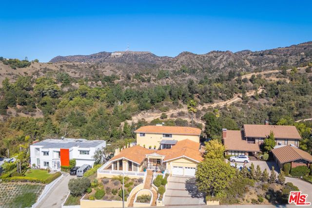 2315 N Hobart Boulevard, Los Angeles, CA 90027