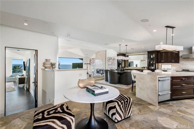 26 S La Senda Drive, Laguna Beach, CA 92651