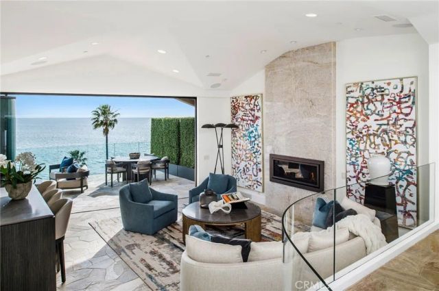 26 S La Senda Drive, Laguna Beach, CA 92651