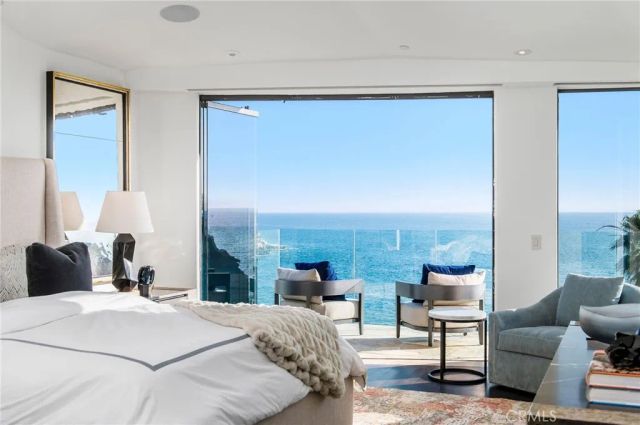 26 S La Senda Drive, Laguna Beach, CA 92651