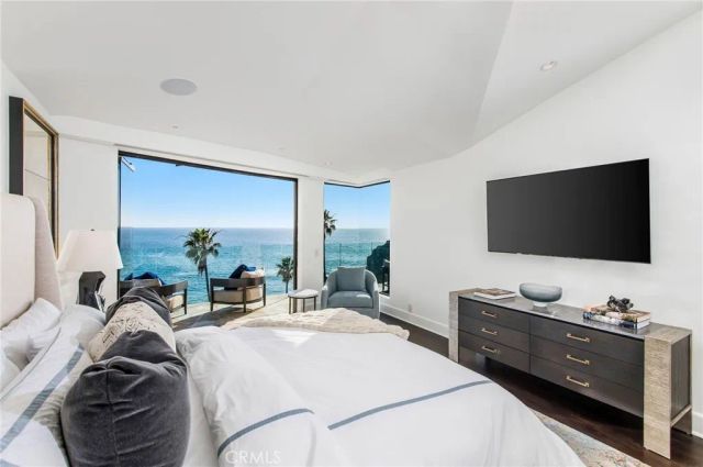 26 S La Senda Drive, Laguna Beach, CA 92651