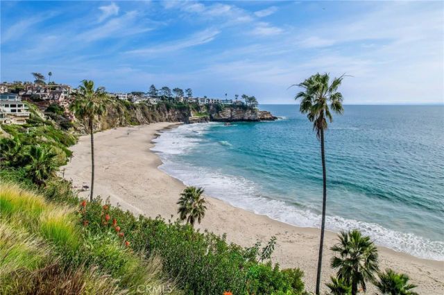 26 S La Senda Drive, Laguna Beach, CA 92651