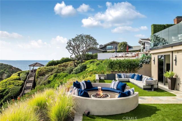 26 S La Senda Drive, Laguna Beach, CA 92651