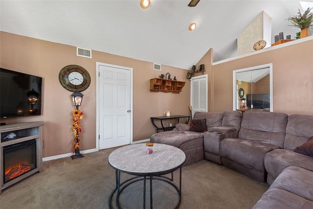 58 WESTCHESTER LANE, Palm Coast, FL 32164