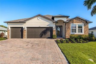 2513 SW 38th TER, Cape Coral, FL 33914