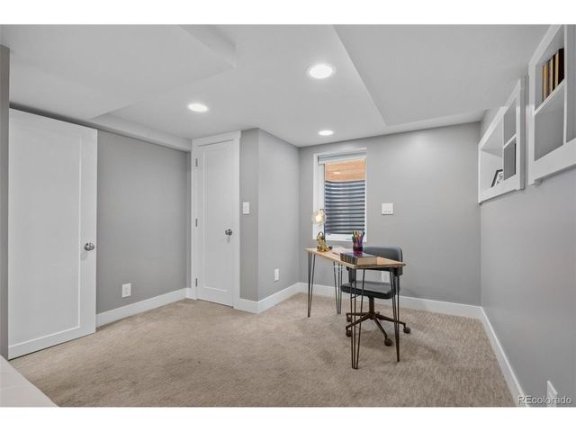2200 S Corona St, Denver, CO 80210