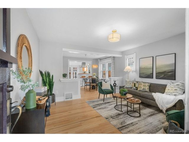 2200 S Corona St, Denver, CO 80210