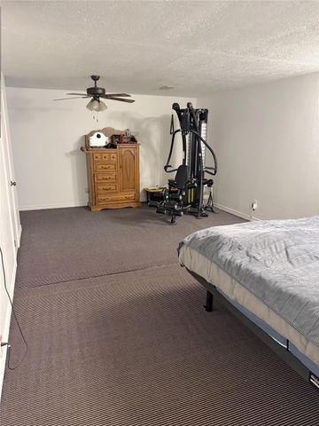 100 N Mattson Street, West Columbia, TX 77486