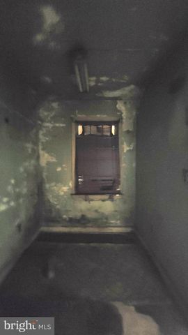 5220 CLAY ST NE, Washington, DC 20019