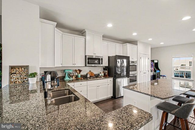 2102 HAYS ST, Fredericksburg, VA 22401