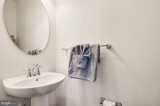 2102 HAYS ST, Fredericksburg, VA 22401