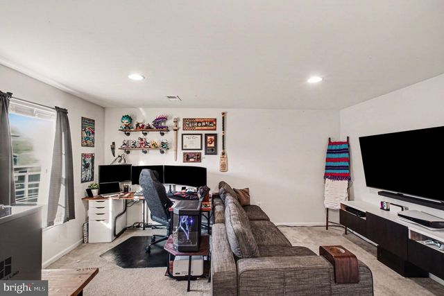 2102 HAYS ST, Fredericksburg, VA 22401