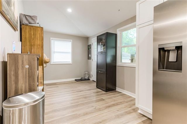 6033 Edith Avenue, Kansas City, KS 66104