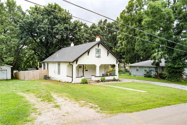 6033 Edith Avenue, Kansas City, KS 66104