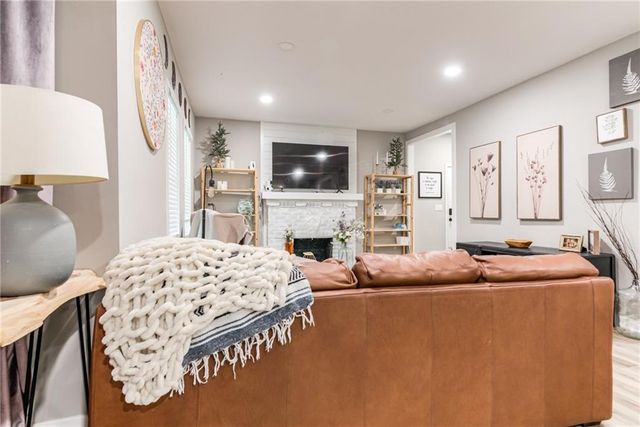 6033 Edith Avenue, Kansas City, KS 66104