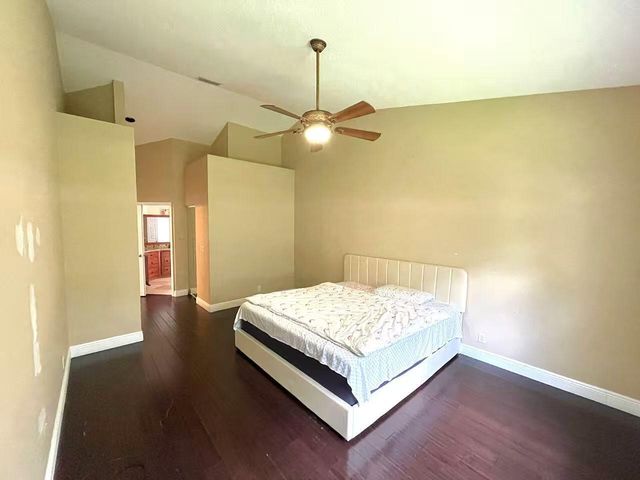 8550 Vía Romana 2, Boca Raton, FL 33496