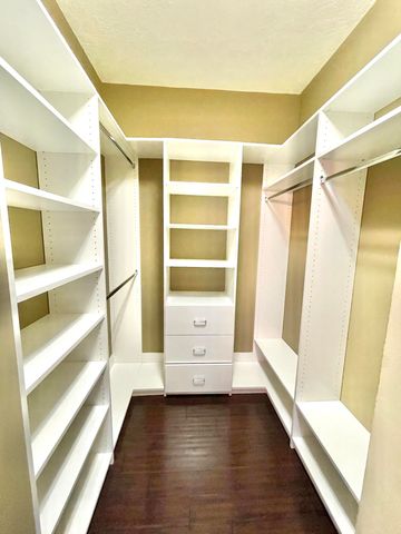 8550 Vía Romana 2, Boca Raton, FL 33496