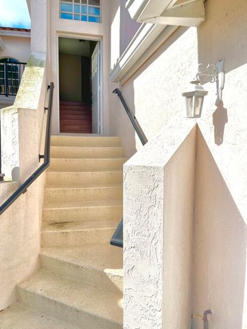 8550 Vía Romana 2, Boca Raton, FL 33496