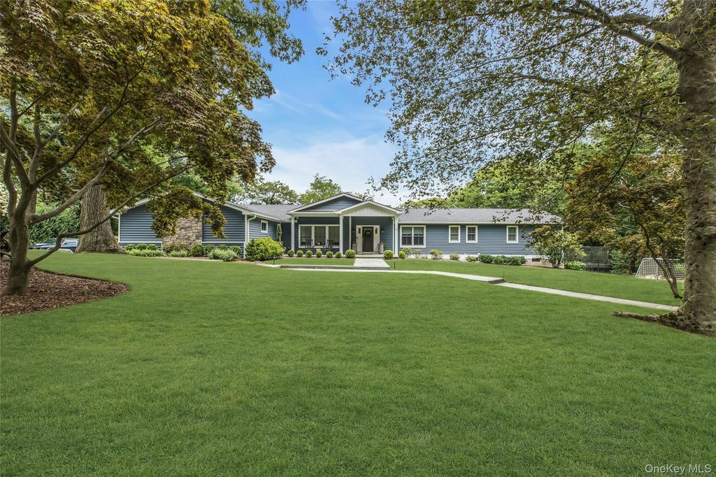 7 Ridge Drive, Melville, NY 11747 — exterior